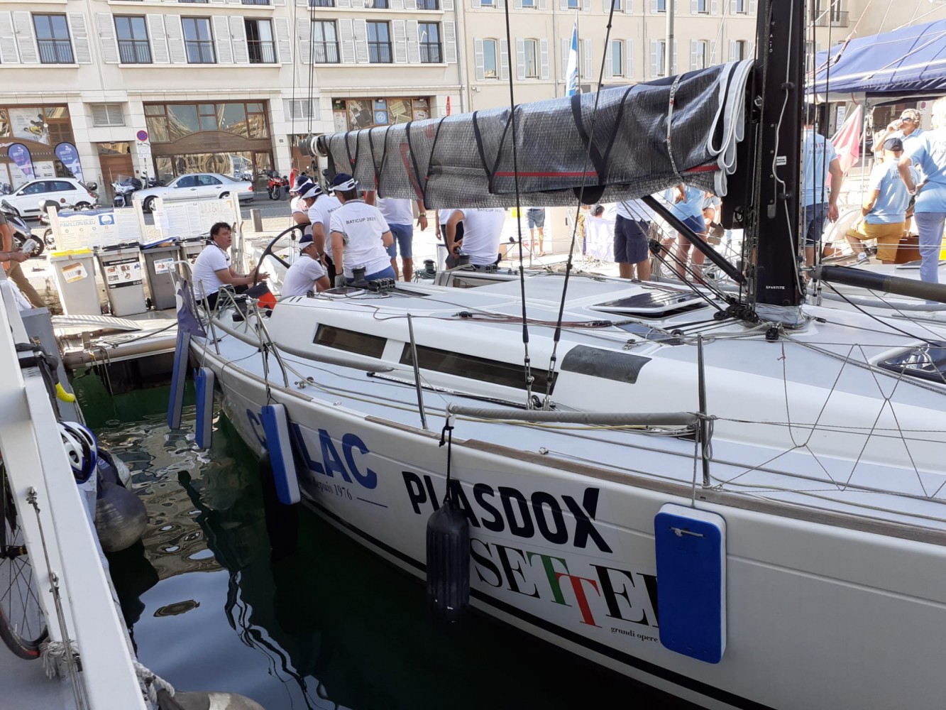 Plasdox sponsor partenaire du bateau Cealac pour la Baticup